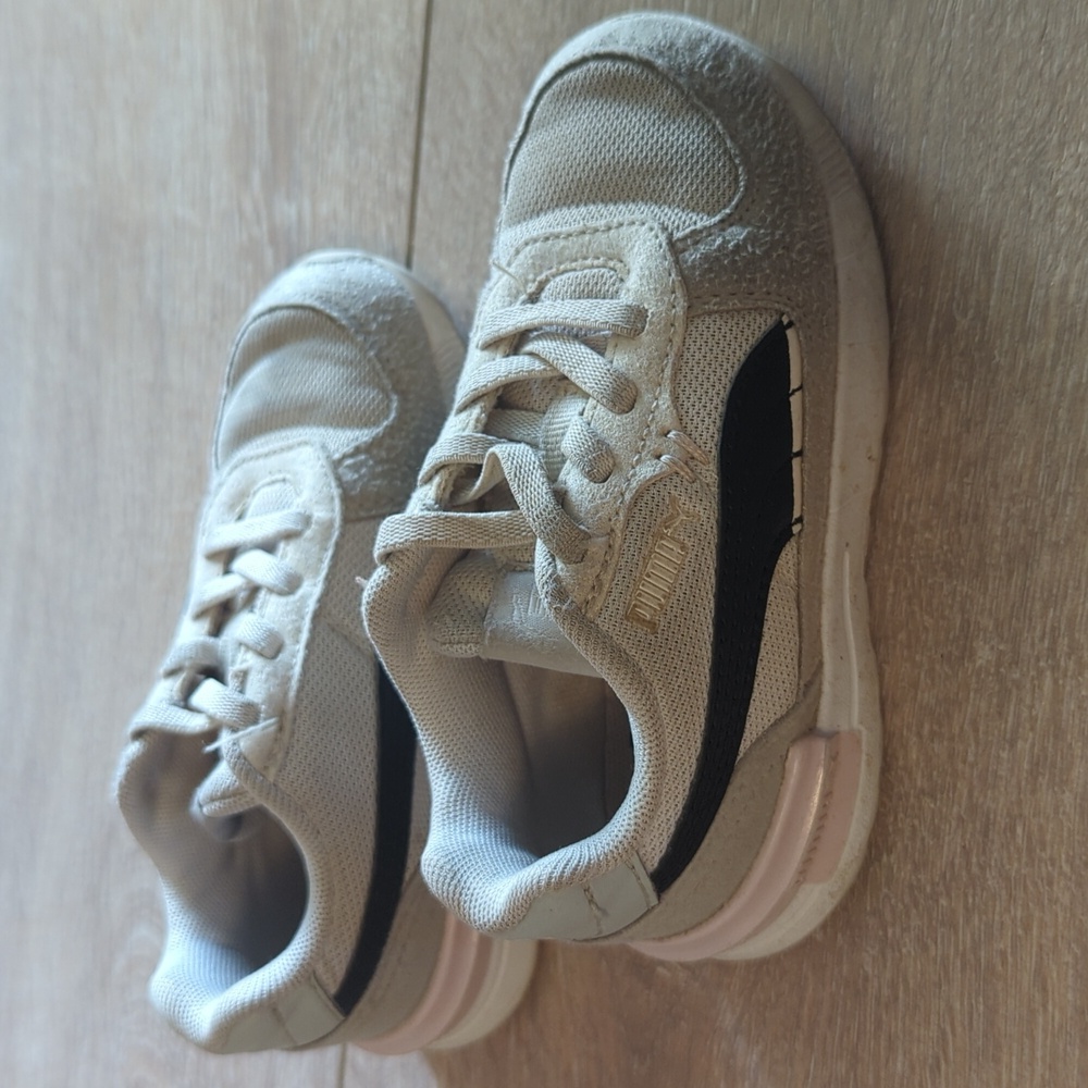 Puma Toddler Girls Sneakers
